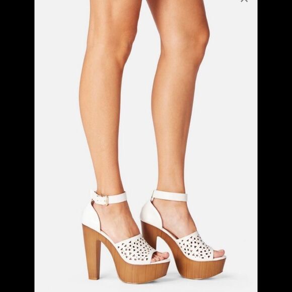 JUSTFAB Higher Now White Laser Cutout platform sandals Sz 7 NWOB - Picture 3 of 12